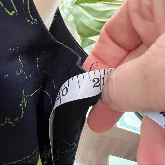 Philosophy Navy & Green Camisole Blouse Size M Boardroom to Beach Bar Approved - Picture 9 of 9